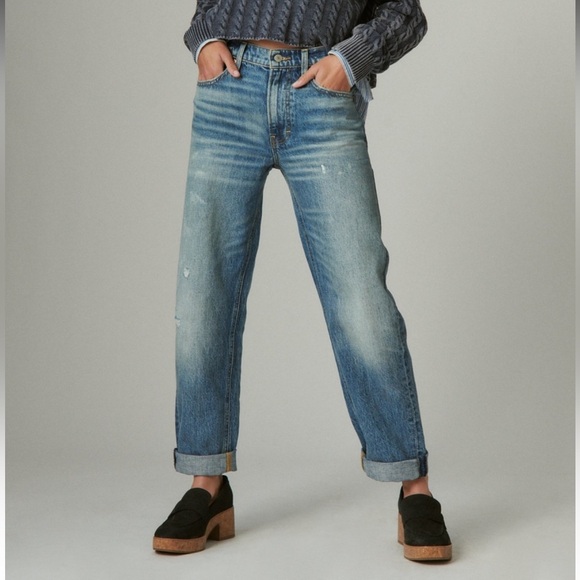 LUCKY brand boy mid rise relaxed straight distressed women’s jeans EUC - Picture 10 of 12